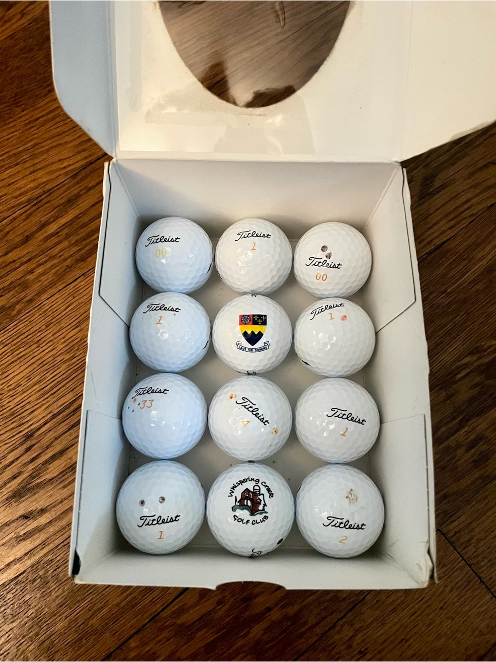 12 Titleist Recycled B-Grade Golf Balls (Half Original Box)